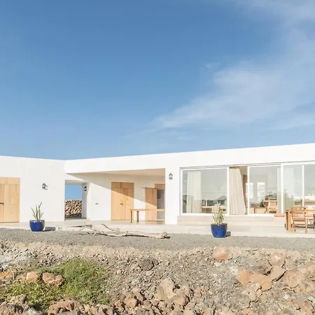 Casa Triangolo Lajares