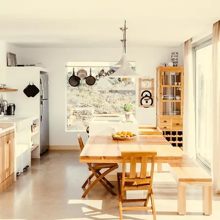 Casa Triangolo 拉哈雷斯